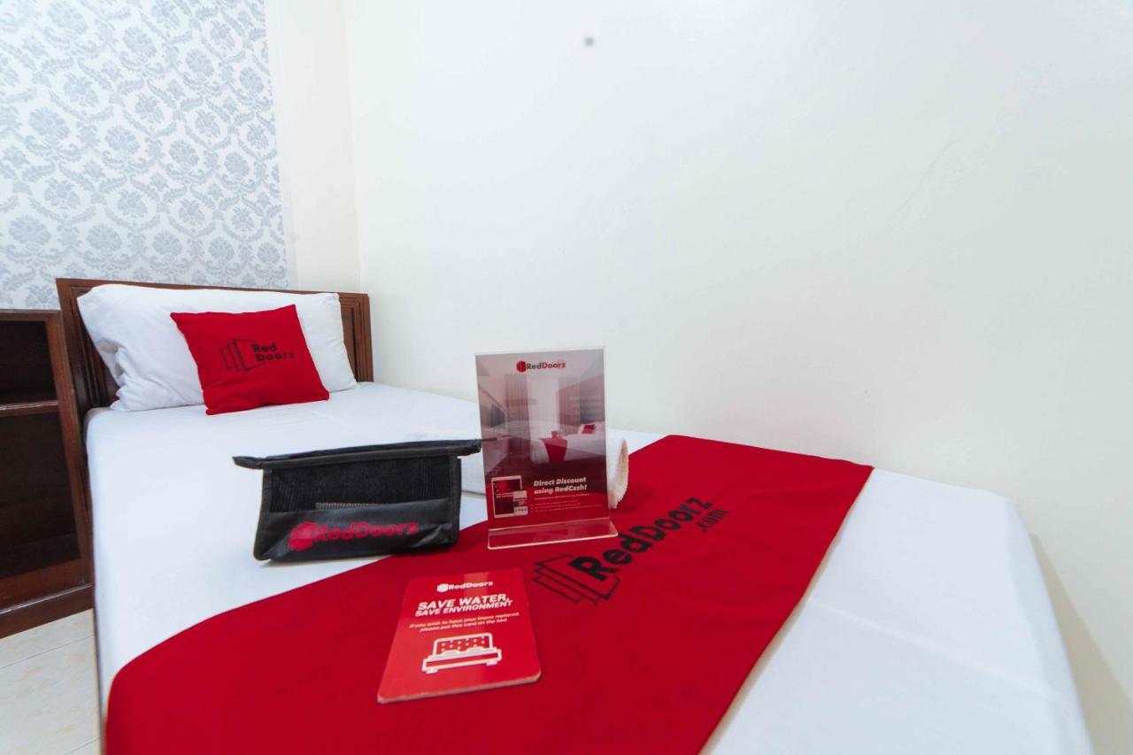 Reddoorz @ Davao Hub General Luna Exterior photo