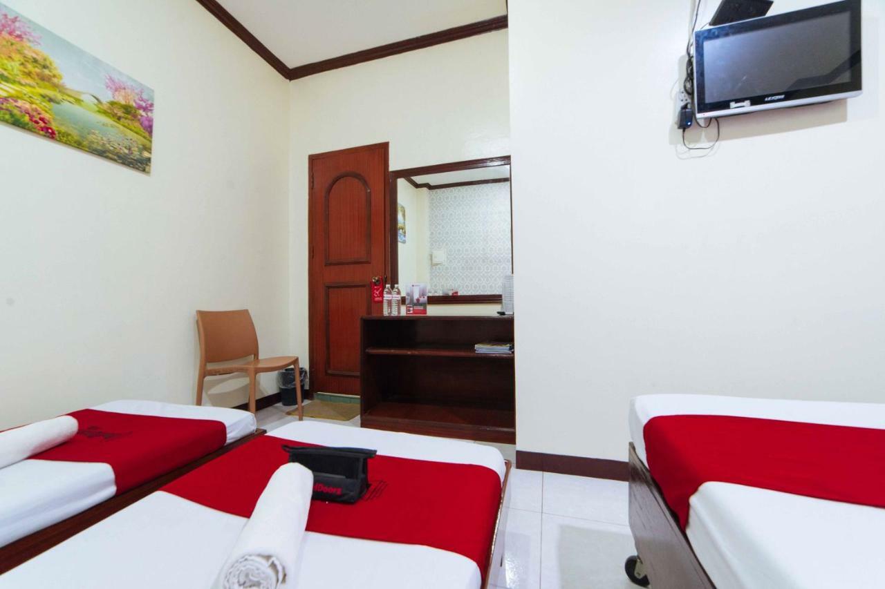 Reddoorz @ Davao Hub General Luna Exterior photo