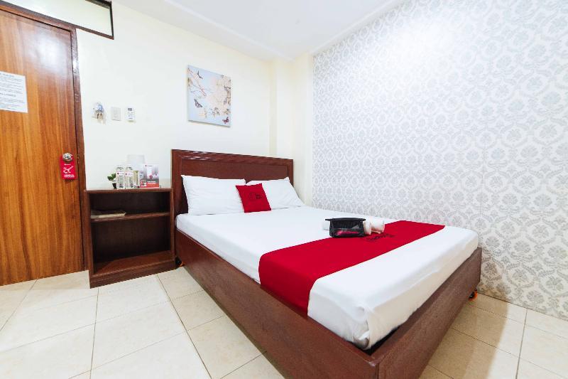 Reddoorz @ Davao Hub General Luna Exterior photo